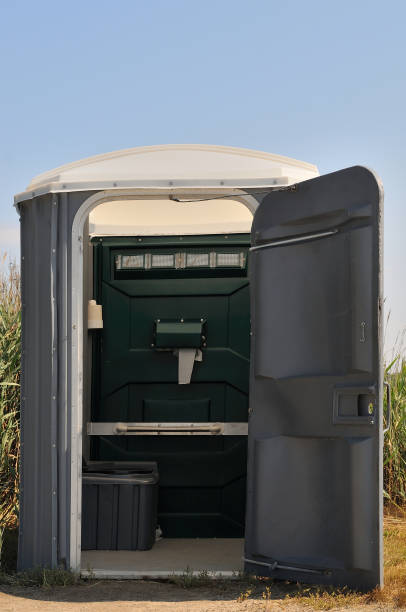 Best Portable toilet rental cost  in Clay, CA